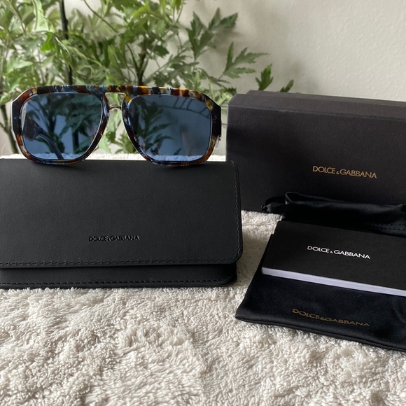 Dolce & Gabbana Other - Dolce Gabbana Pilot Sunglasses (Tortoise/Blue)
